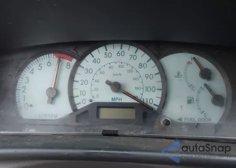 2004 Toyota Corolla Le из США, поврежденный, VIN 2T1BR32E24C290469